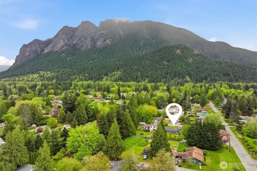619 Maloney Place Ne, North Bend, WA 98045 - #2