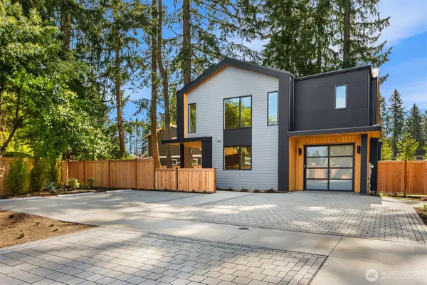 12249 NE 66th Street, Kirkland, WA 98033