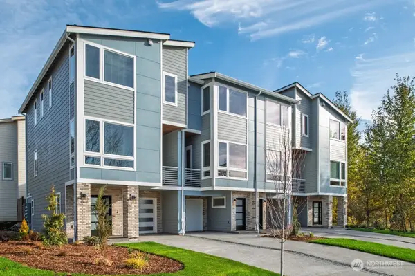 12814 66th Avenue S, Seattle, WA 98178