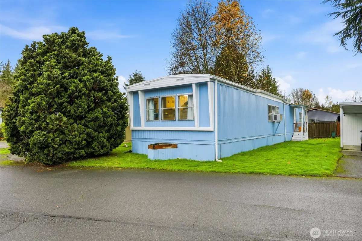 11330 E Riverside Drive #25, Bothell, WA 98011 - #1