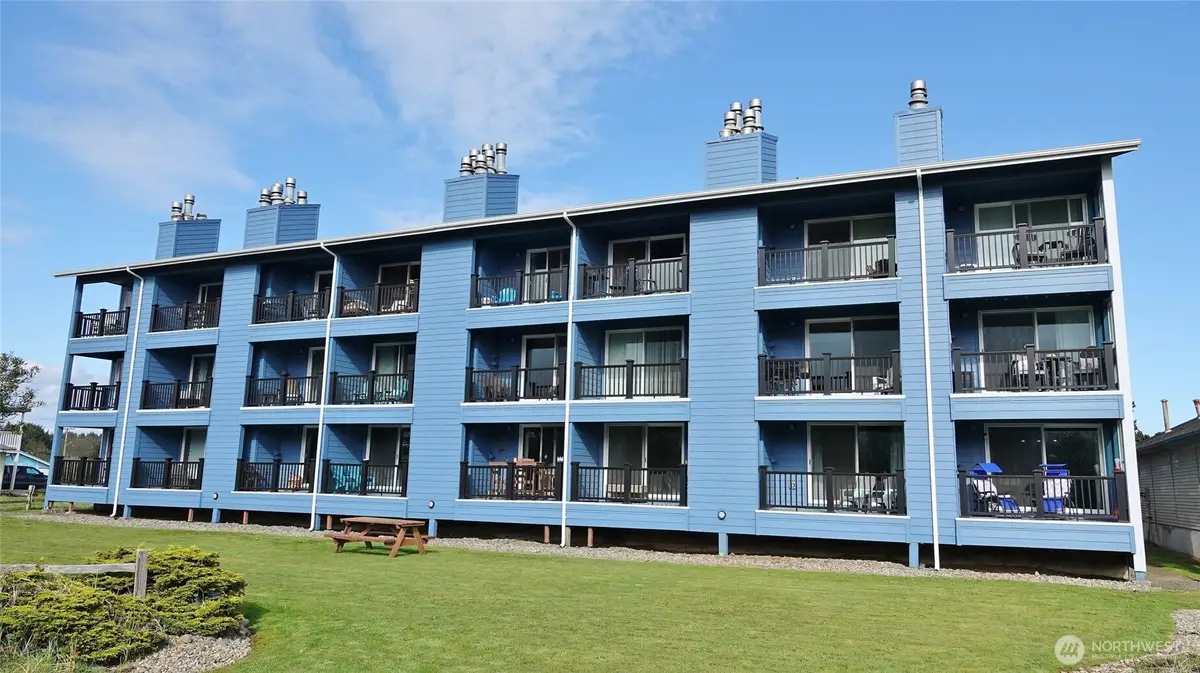 835 Ocean Shores Boulevard Nw #202, Ocean Shores, WA 98569 - #1
