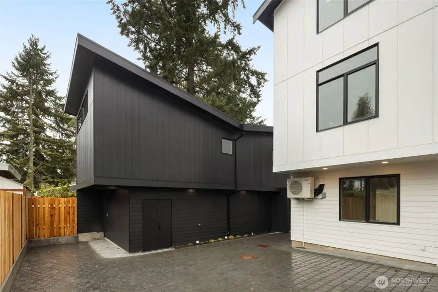 14035 Densmore Avenue N, Seattle, WA 98133 - #2