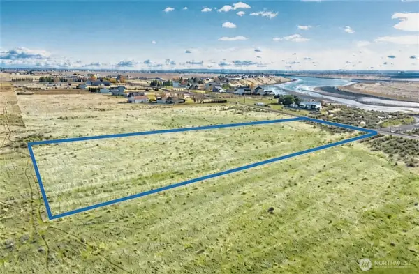 9989 NE Neppel Road #32, Moses Lake, WA 98837