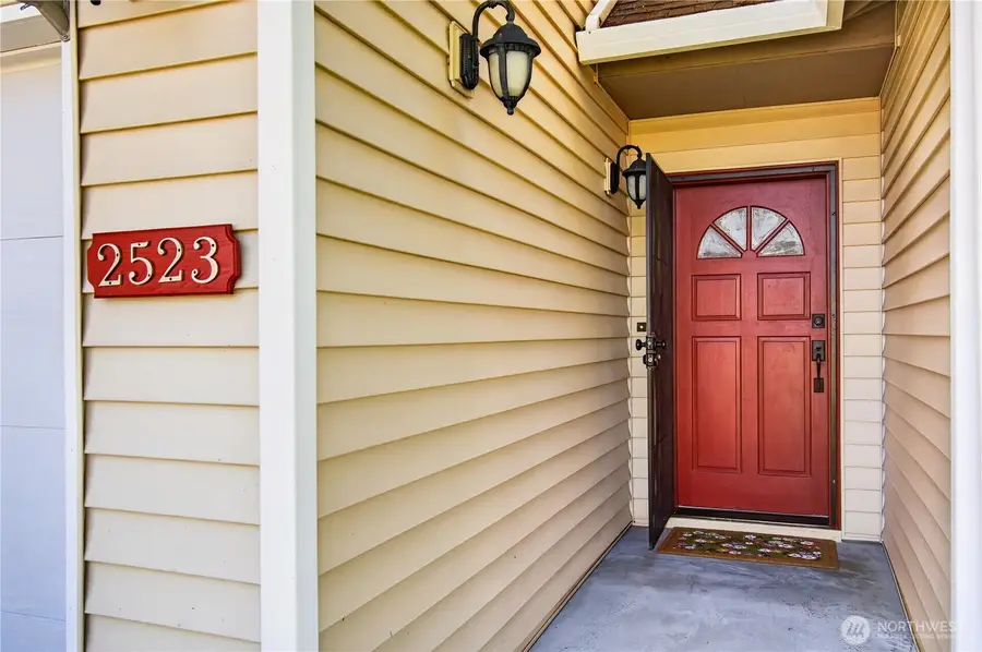 2523 Peters Drive, Longview, WA 98632 - #2