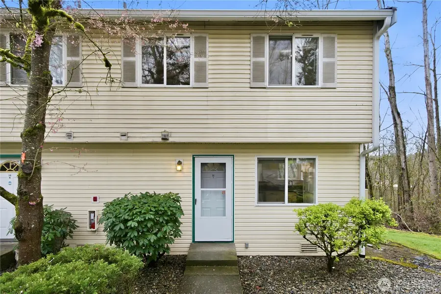 833 SW Sunset Boulevard #J-51, Renton, WA 98057 - #2