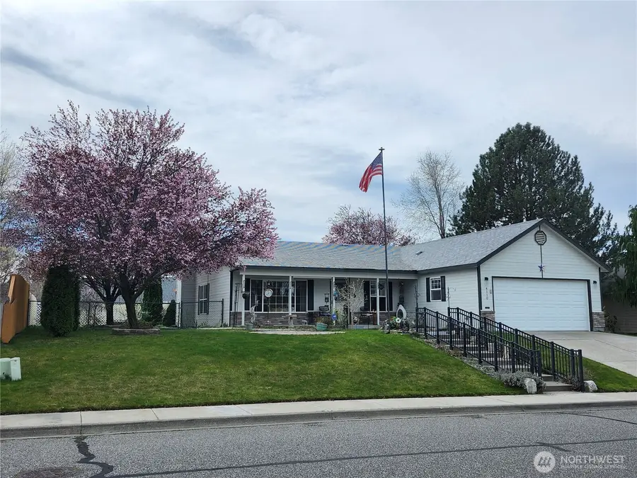 4110 Hilltop Drive, Pasco, WA 99301 - #2