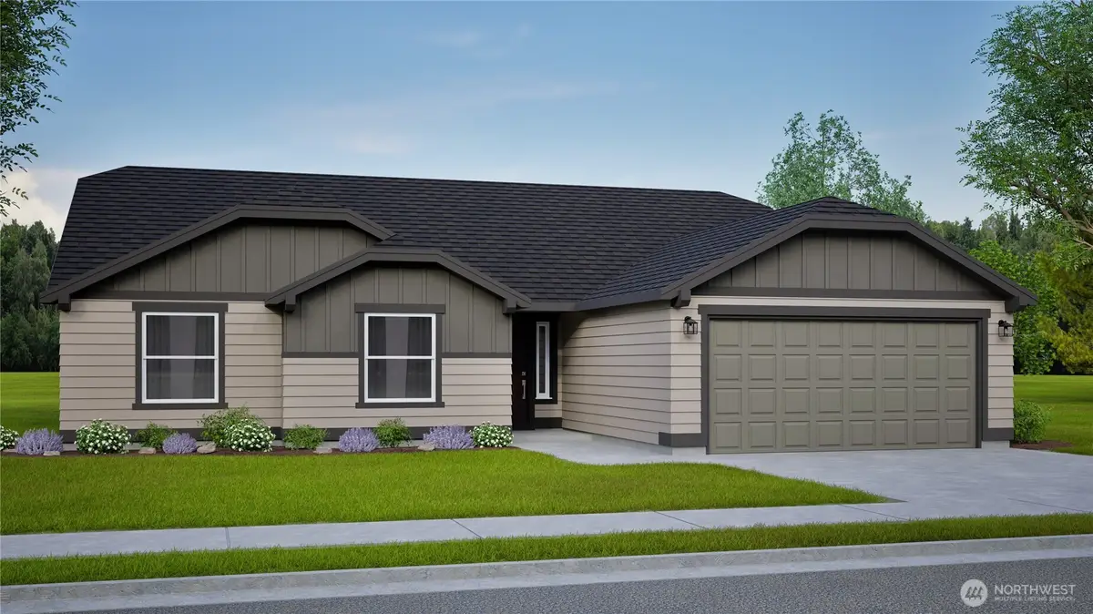4325 W Sand Hill St, Moses Lake, WA 98837 - #1