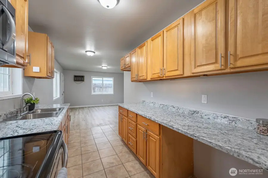4253 NE Lincoln Drive, Moses Lake, WA 98837 - #3
