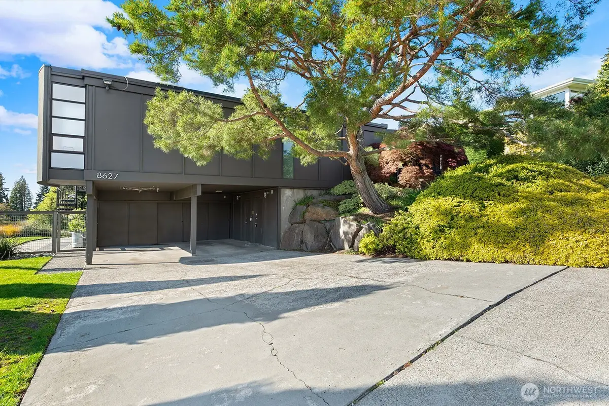 8627 Fauntlee Crest Sw, Seattle, WA 98136 - #1