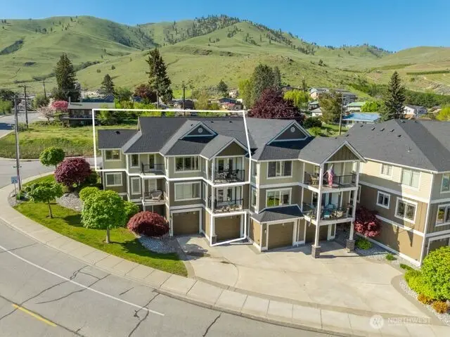 230 E Furnham Ave #C3, Chelan, WA 98816 - #1