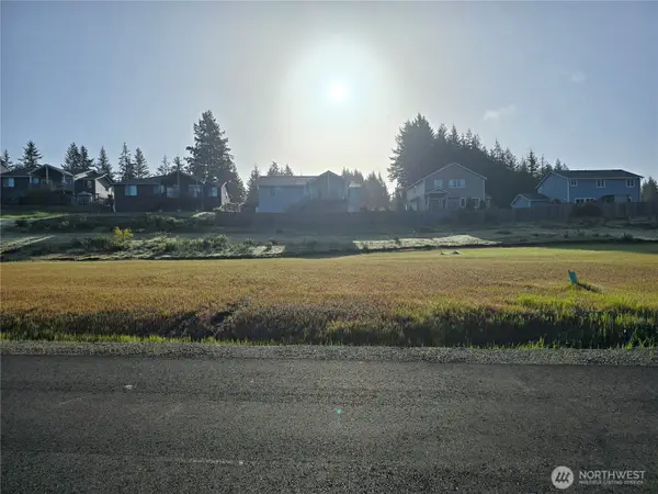 40 E Virgil Drive W #2, Allyn, WA 98524
