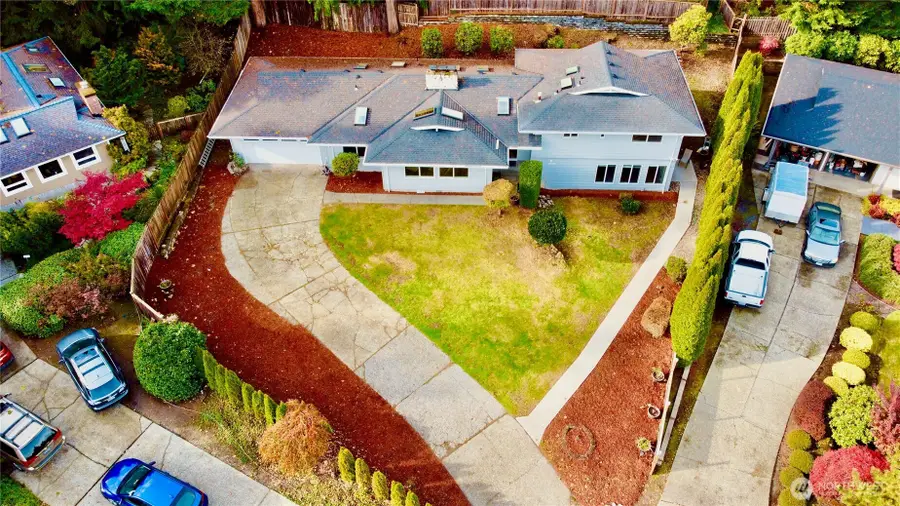 1135 147th Pl Ne, Bellevue, WA 98007 - #2