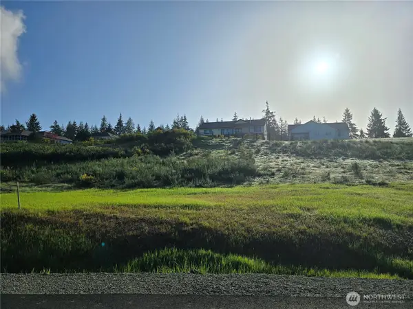110 E Virgil Drive W #8, Allyn, WA 98524