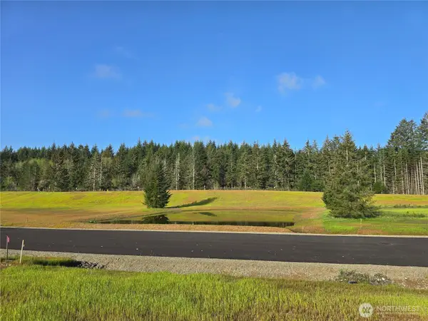 120 E Virgil Drive W #9, Allyn, WA 98524