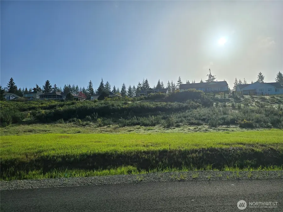 120 E Virgil Drive W #9, Allyn, WA 98524 - #2