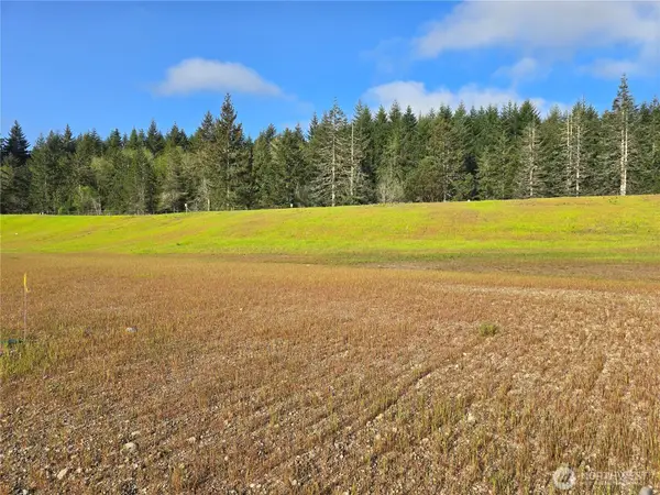 71 E Virgil Drive W #14, Allyn, WA 98524