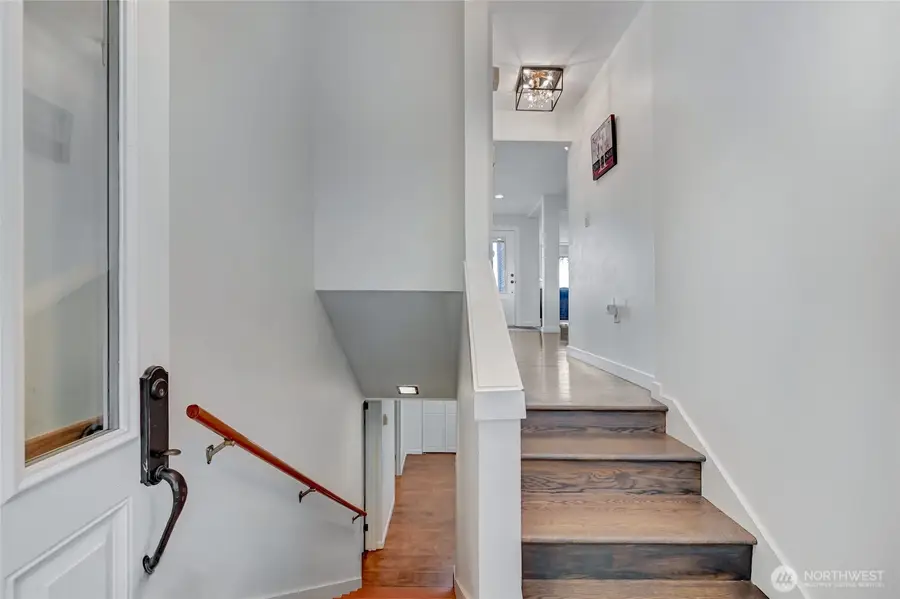 10825 Marine View Drive Sw, Seattle, WA 98146 - #2