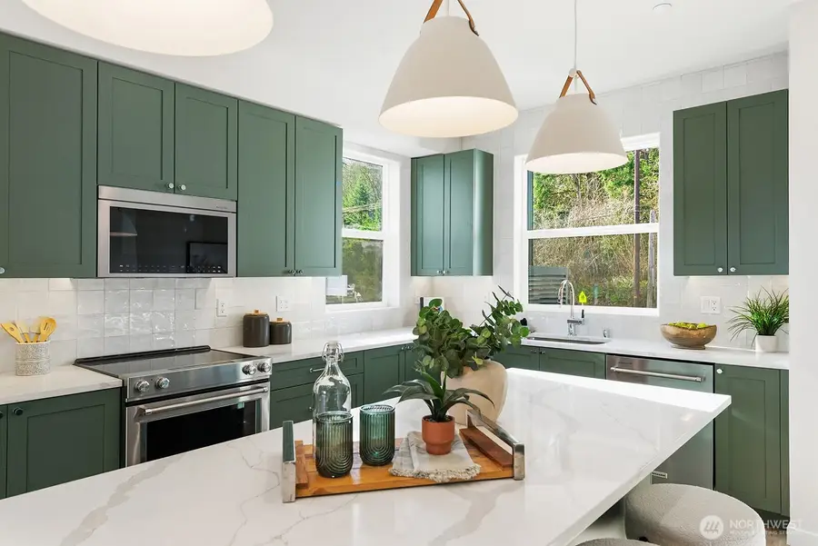 769 7th Avenue Nw, Issaquah, WA 98027 - #2