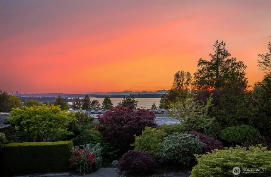 10419 NE 53rd Street, Kirkland, WA 98033 - #3