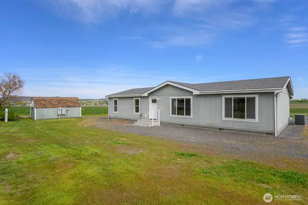 19373 Division Road Nw, Soap Lake, WA 98851
