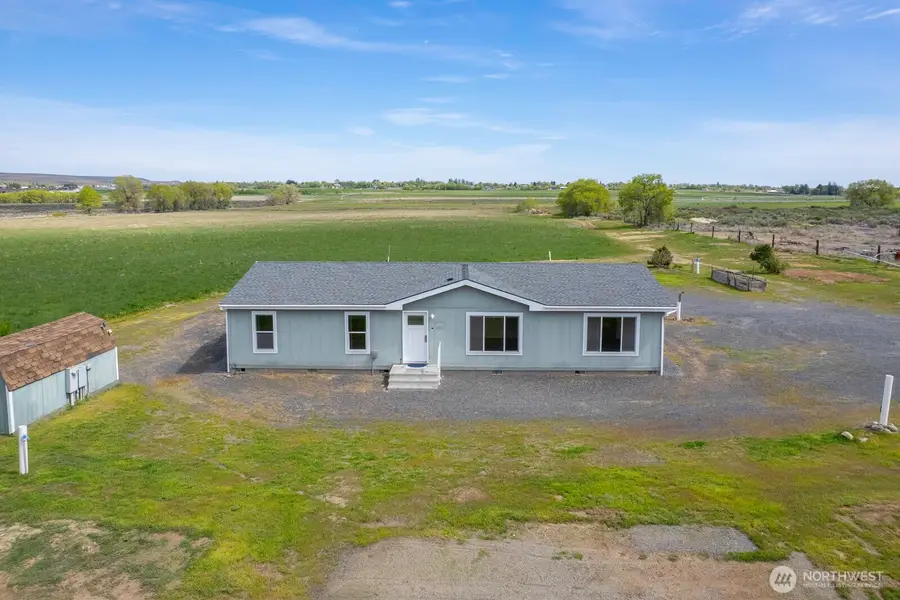 19373 Division Road Nw, Soap Lake, WA 98851 - #3