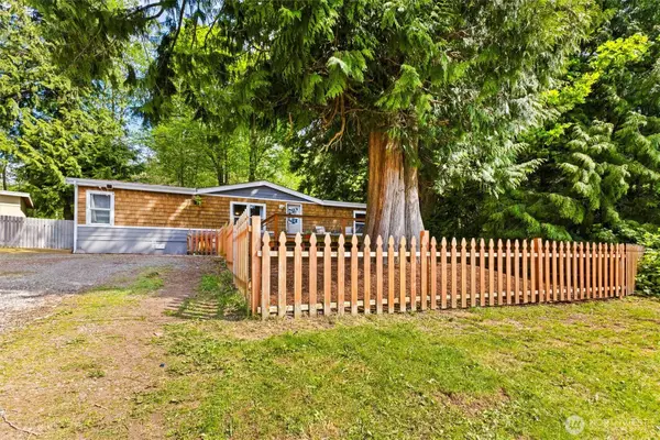 3624 Galiano Dr, Ferndale, WA 98248