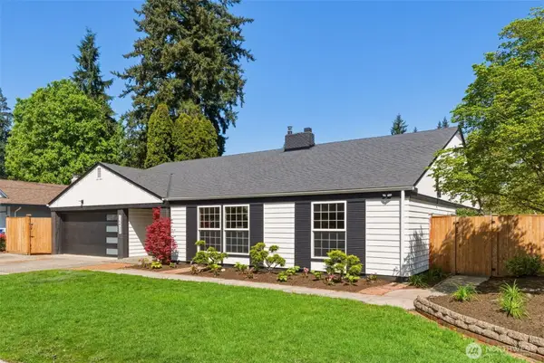16432 NE 18th Street, Bellevue, WA 98008