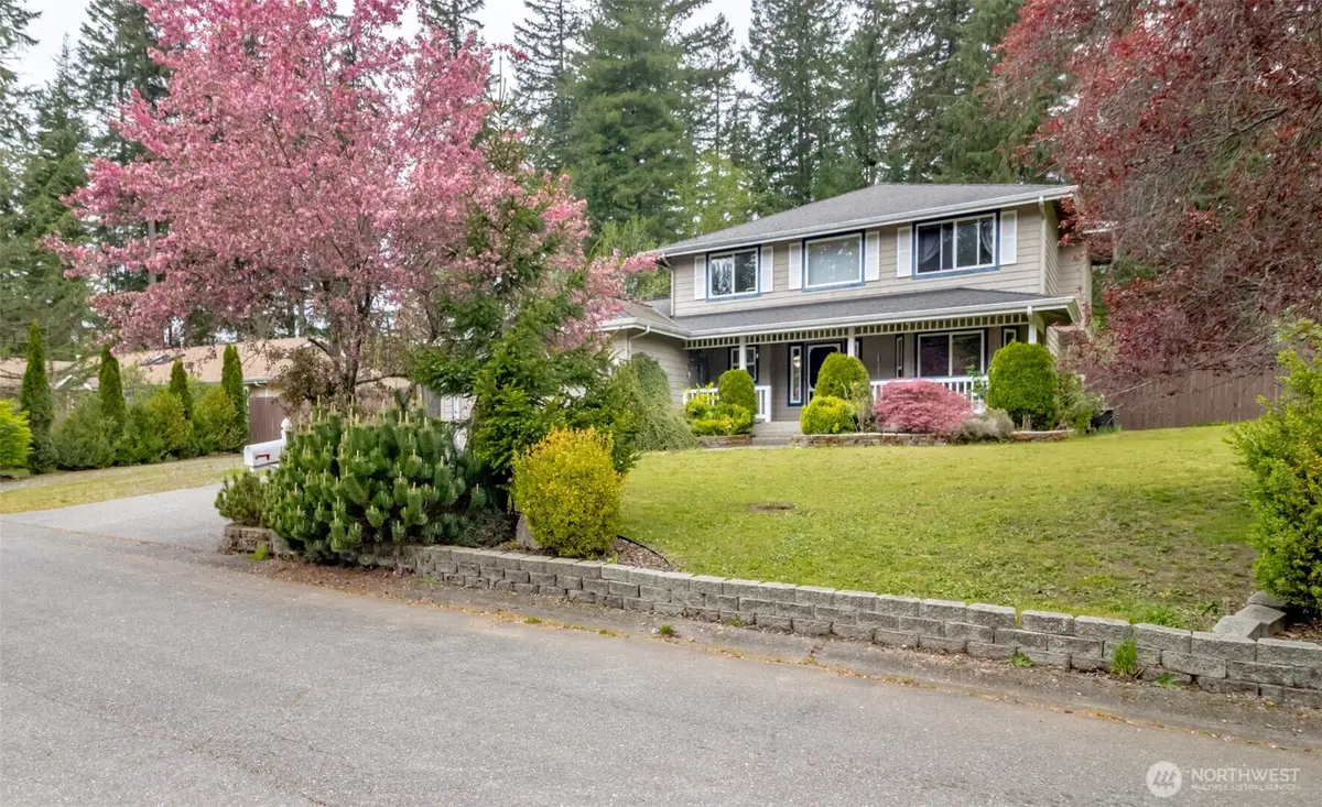 6480 Crossing Place Sw, Port Orchard, WA 98367 - #1