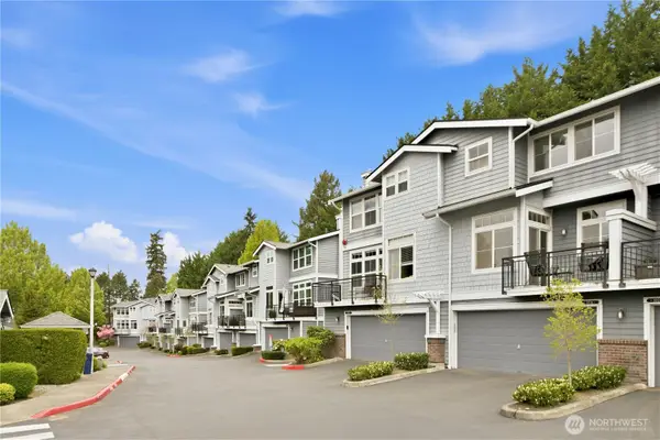 8806 123rd Lane Ne #8806, Kirkland, WA 98033