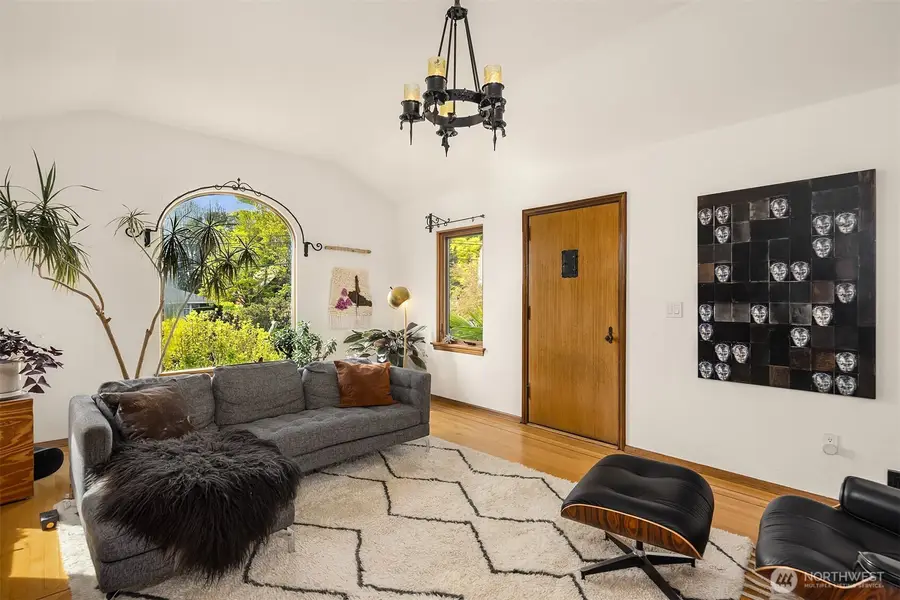 2624 W Plymouth Street, Seattle, WA 98199 - #3