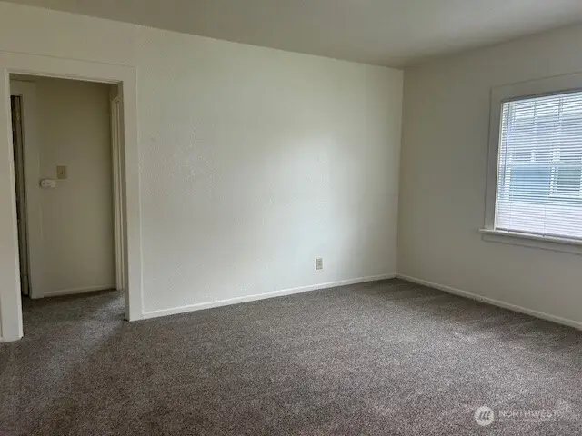 2025 46th, Longview, WA 98632 - #3