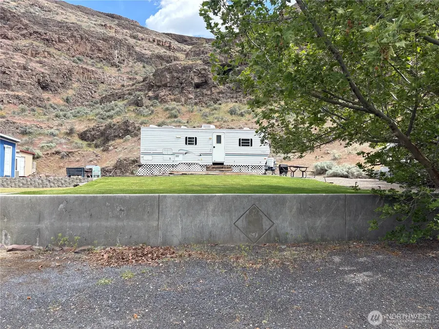 737 SW Section Avenue #4, Quincy, WA 98848 - #3
