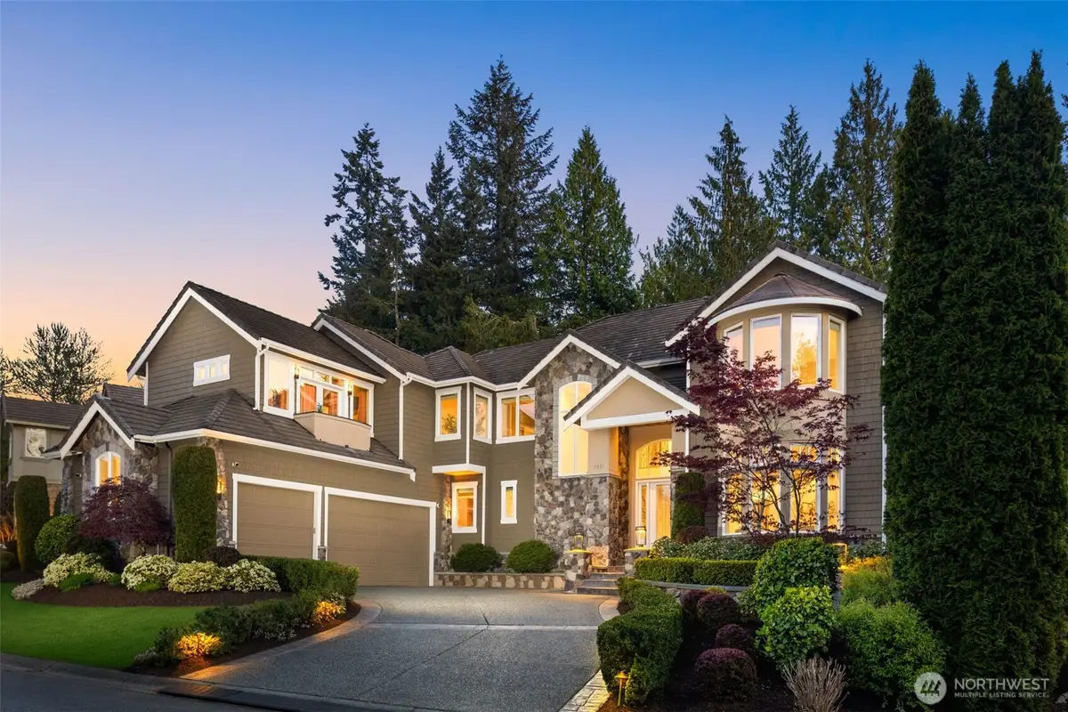 8251 154th Avenue Se, Newcastle, WA 98059 - #1