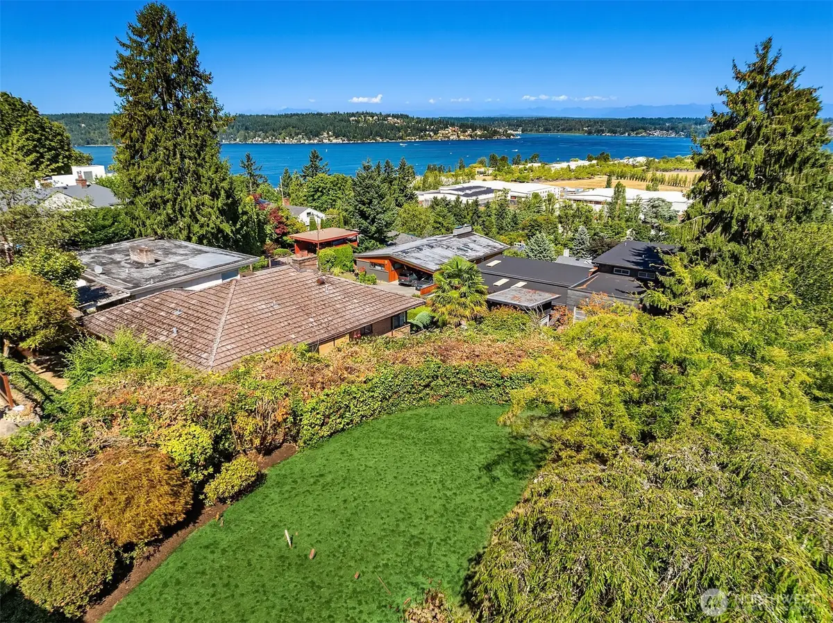 7348 55th Avenue Ne, Seattle, WA 98115 - #1