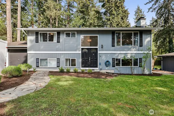 20917 22nd Avenue W, Lynnwood, WA 98036