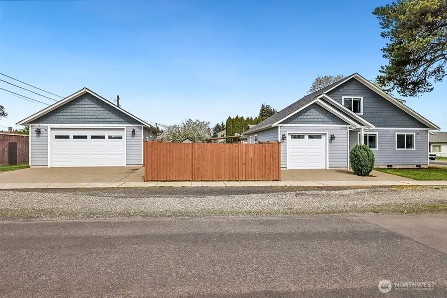 903 Atherton Street, Centralia, WA 98531 - #2