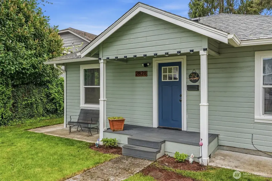 2828 Fir Street, Longview, WA 98632 - #2