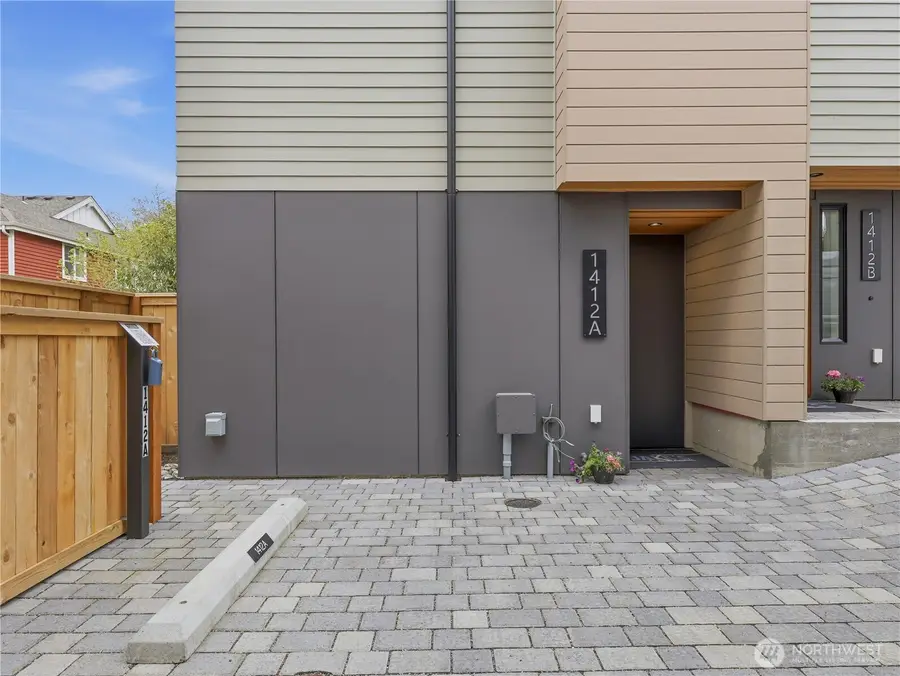 1412 N 47th Street, Seattle, WA 98103 - #2