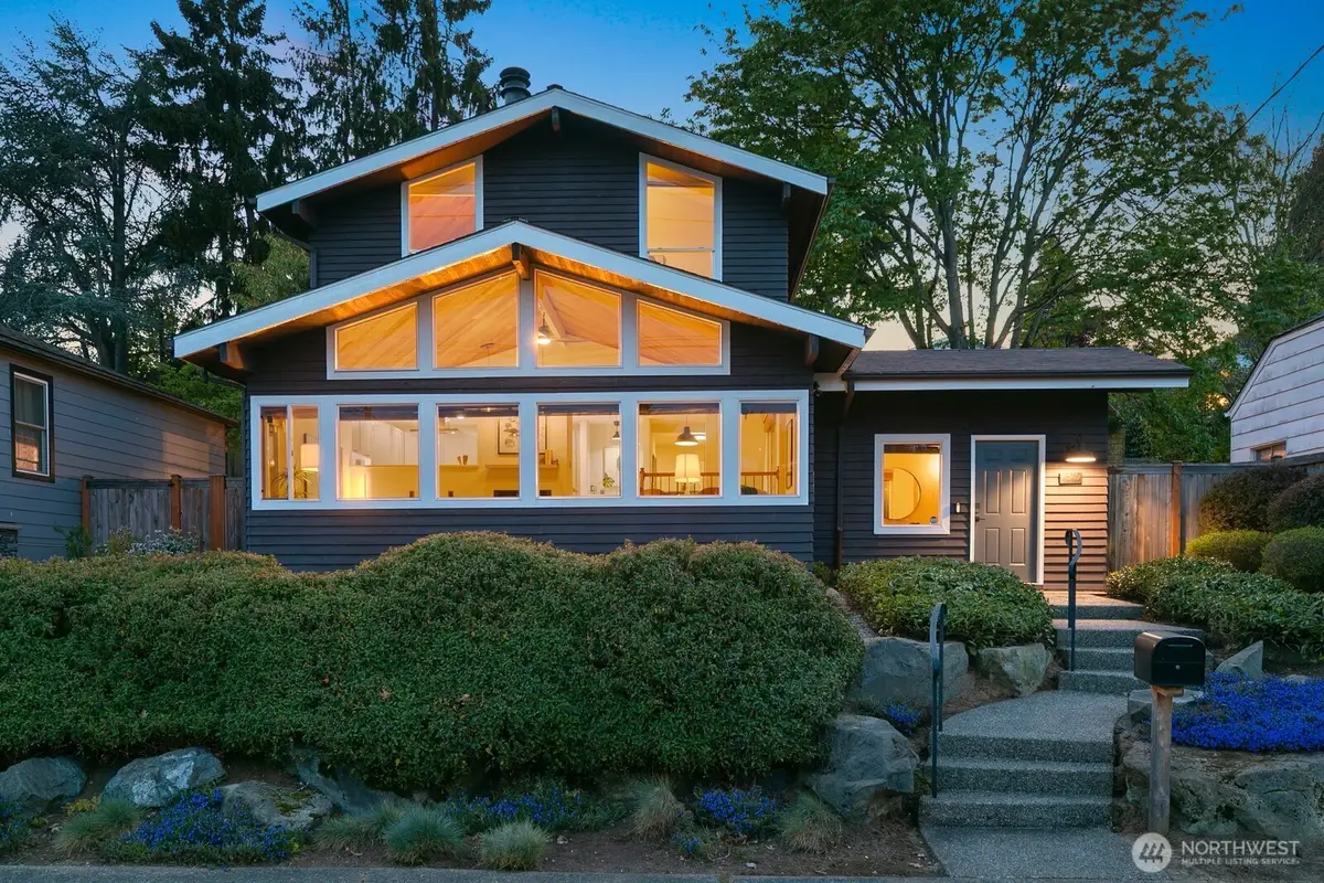 3219 34th Avenue W, Seattle, WA 98199 - #1