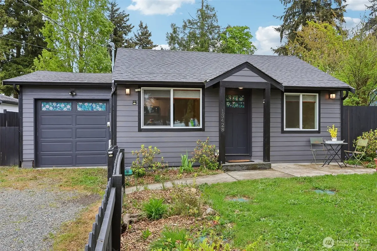 13428 6th Avenue S, Burien, WA 98168 - #1