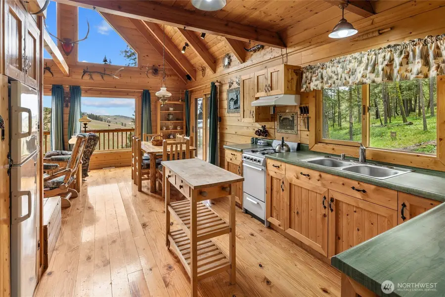 3671 W Sun East Road, Ellensburg, WA 98926 - #2