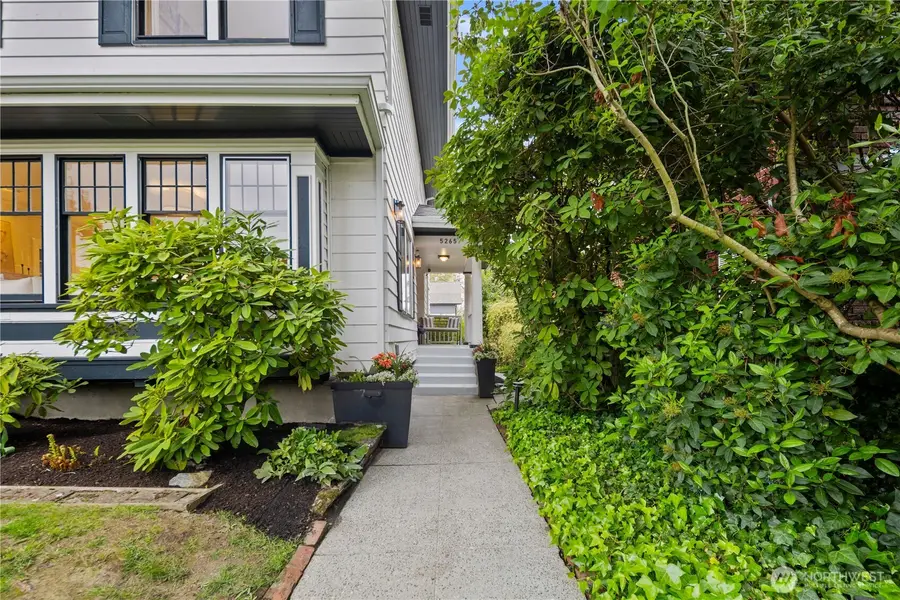 5265 16th Avenue Ne, Seattle, WA 98105 - #3