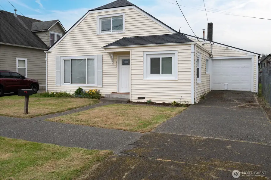 912 1st Street, Hoquiam, WA 98550 - #3
