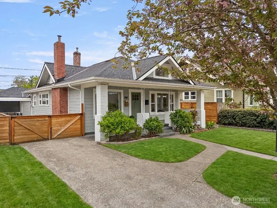 809 Sumner Avenue, Sumner, WA 98390 - #2