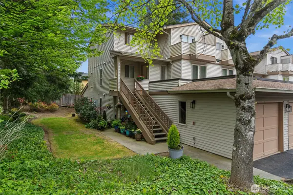 4701 NW Walgren Drive #A201, Silverdale, WA 98383