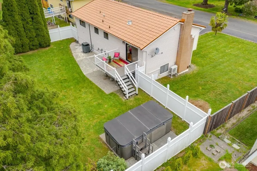 7918 W Glen Drive, Everett, WA 98203 - #2