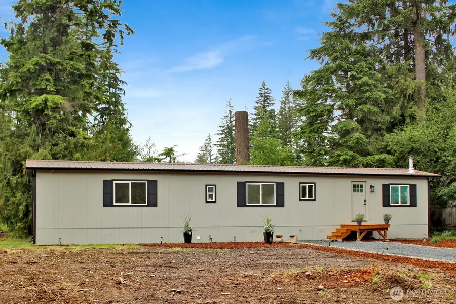 8433 Golden Valley Drive, Maple Falls, WA 98266 - #2