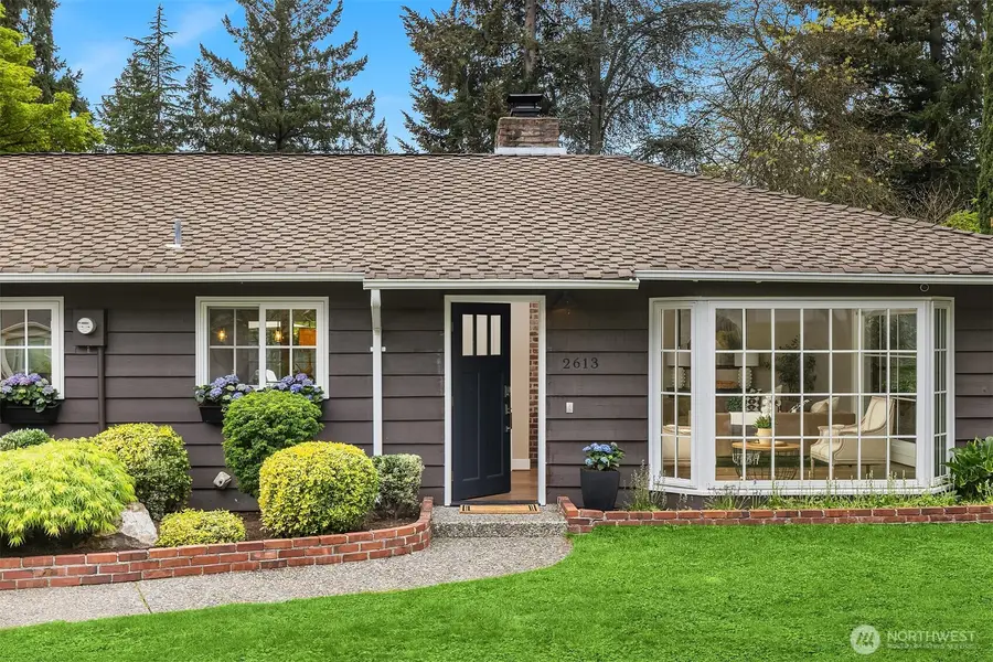 2613 126th Avenue Ne, Bellevue, WA 98005 - #2