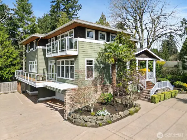 11222 NE 100th Street, Kirkland, WA 98033