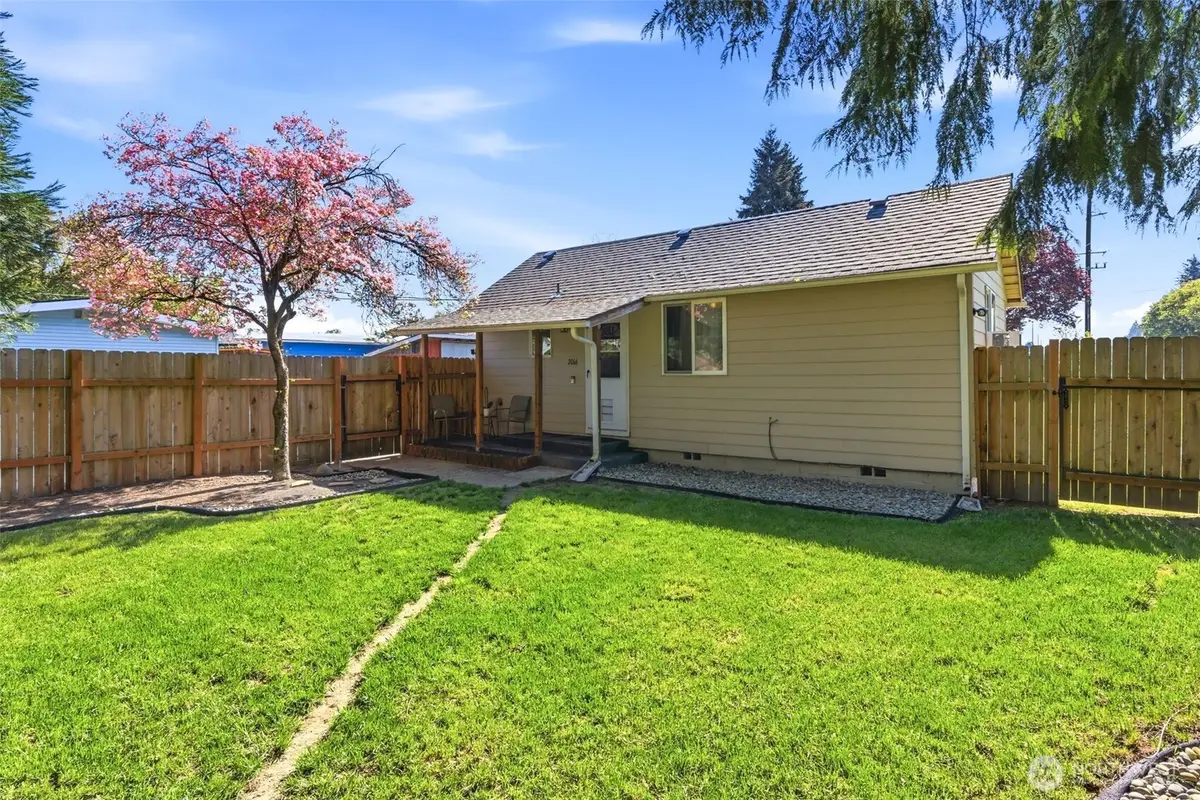 2016 42nd Avenue, Longview, WA 98632 - #1
